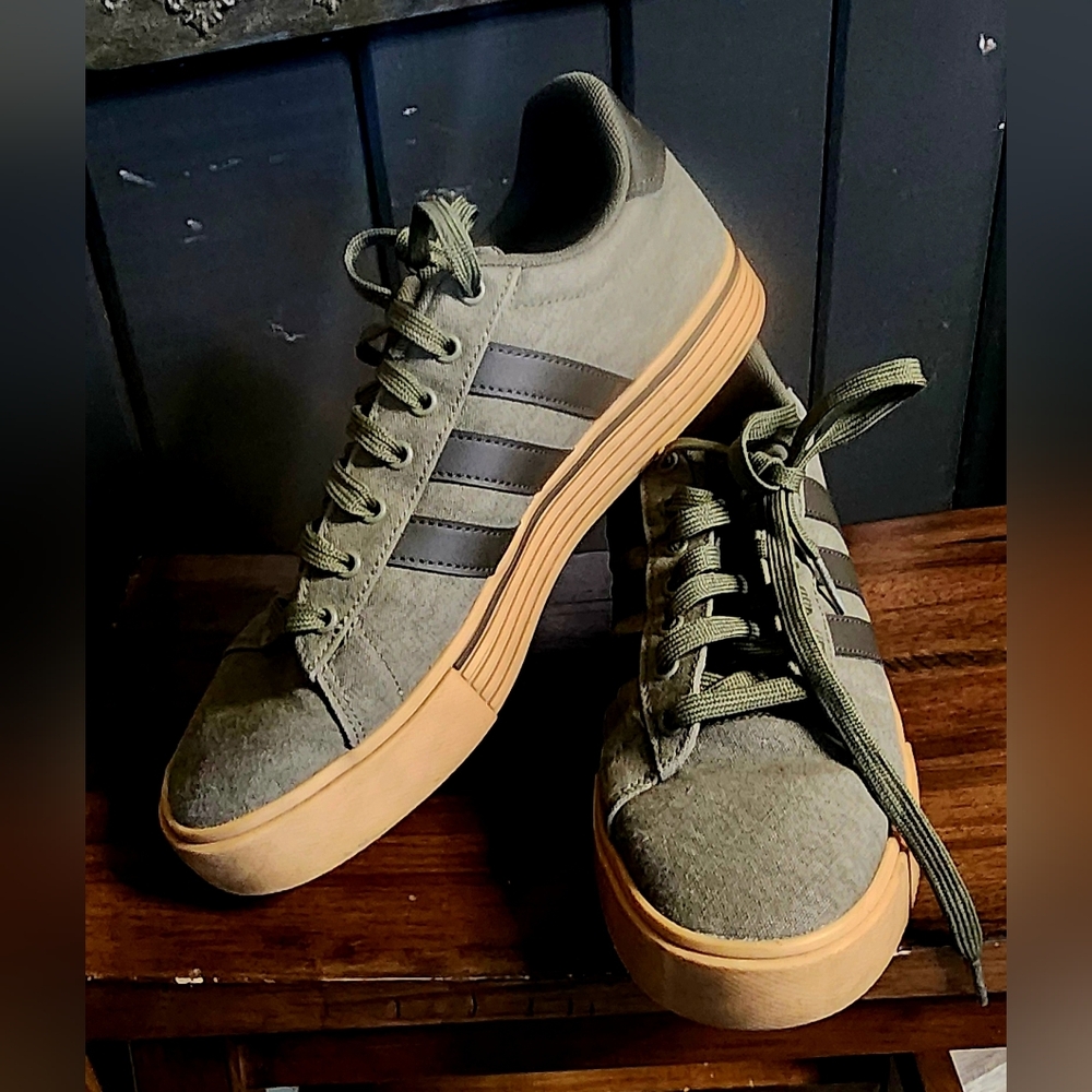 Stylish Green Sneakers with Brown Sole